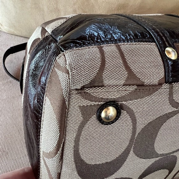 COACH 08 #12430 Signature Stripe Small Duffel/Satchel! Tan/Brass! - Picture 9 of 16